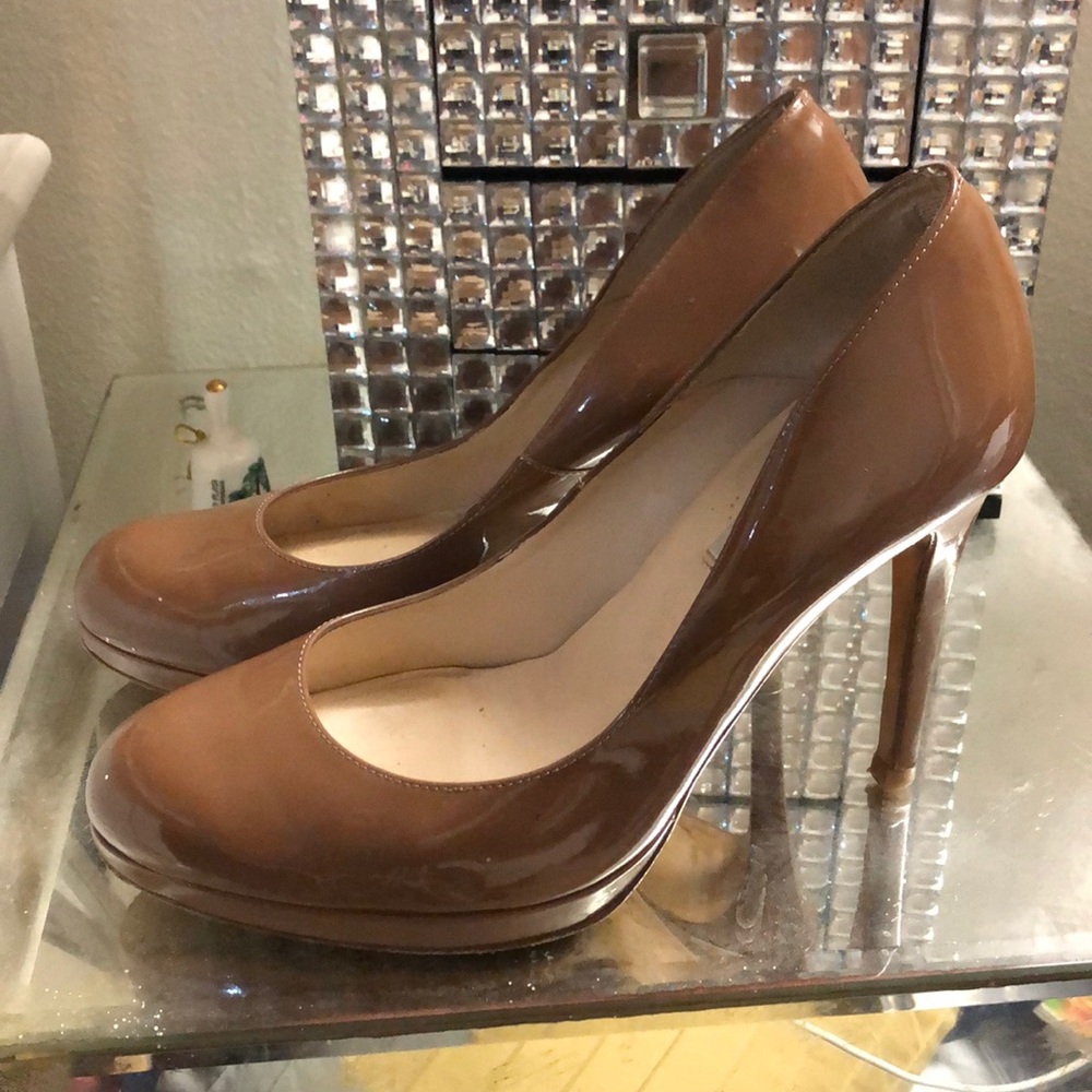 2 pairs Lk Bennett pumps 39&39.9 - Picture 10 of 15